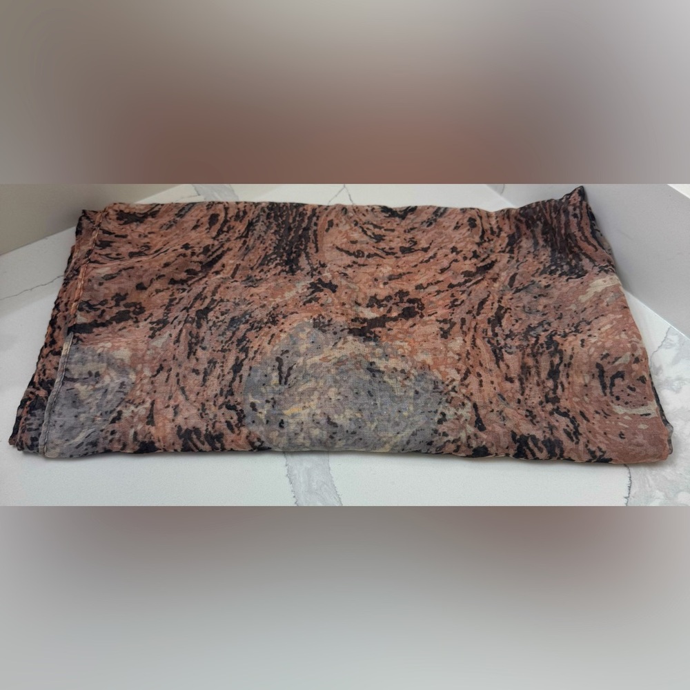 Caracol polyester pink and gray abstract scarf. 72”x30”. Brand New